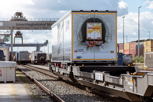 Der Future Intermodal Wagon im DUSS-Terminal München-Riem 